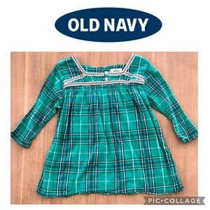 🍀 Old Navy Green Plaid Blouse with 3/4 Sleeves Girl Size 6/7 - Small
